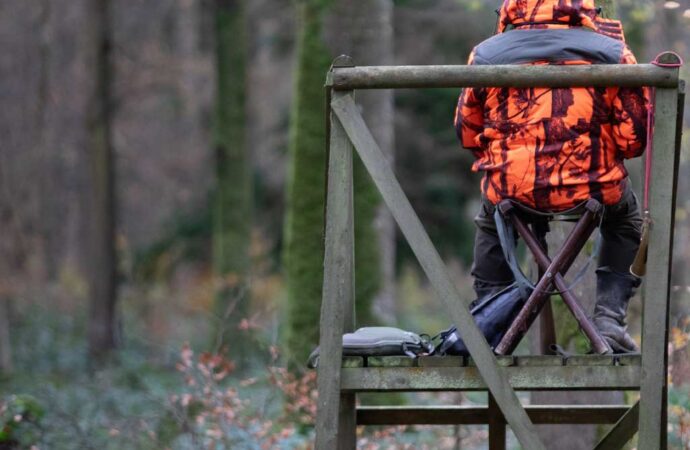 Best Boot Dryer for Hunting Boots: Scent & Materials Guide