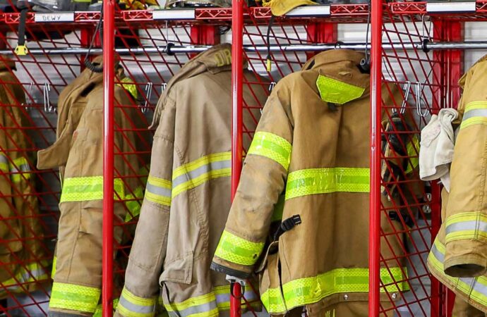 Best Boot Dryer for Work Boots: Construction, Trades & First Responders